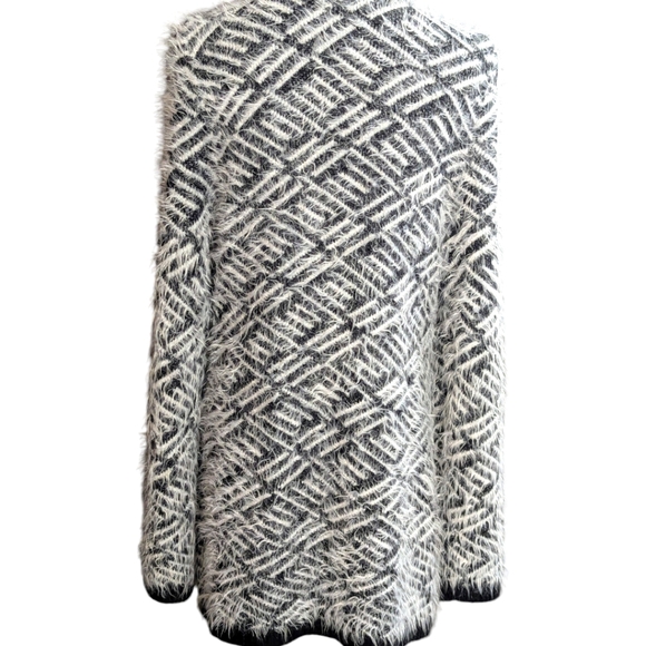 Relativity Black and White Fuzzy Open Front Cardigan Size Medium - Picture 3 of 9